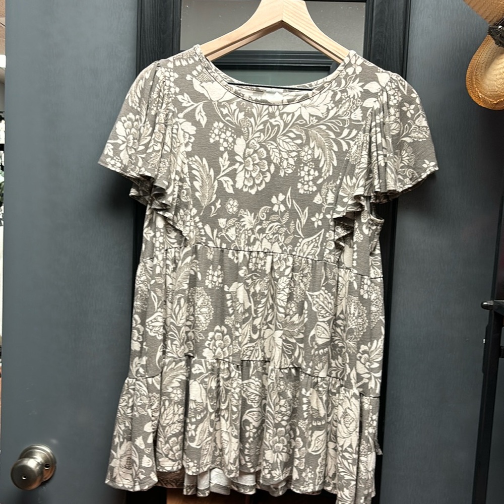 Floral women’s shirt